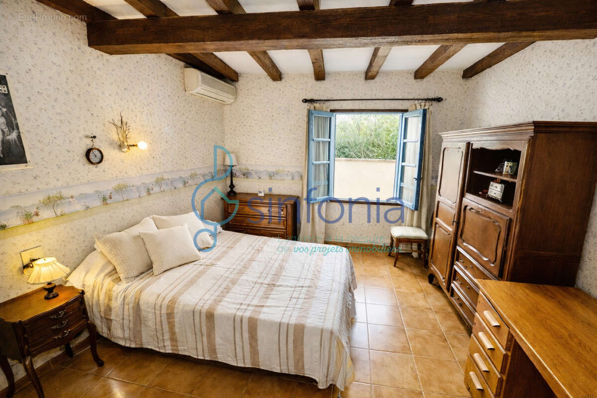 Maison à AUBAIS