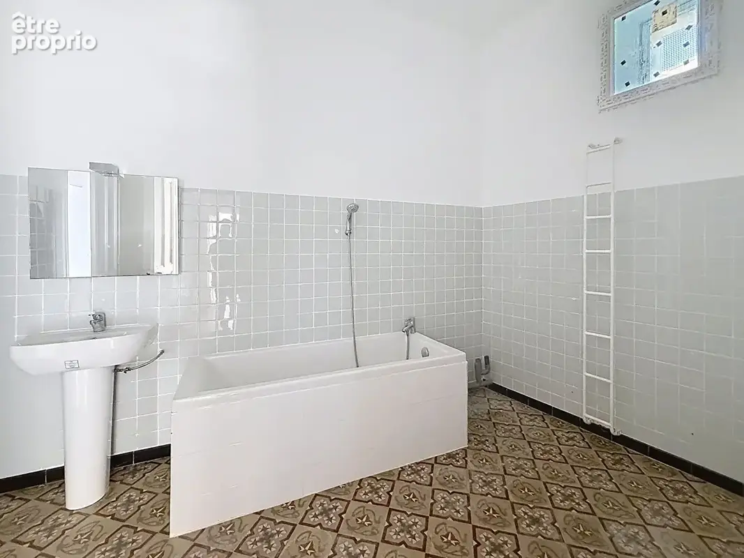 Vente à terme - Maison Tavel 6 pièce(s) 118 m2 - photo 9