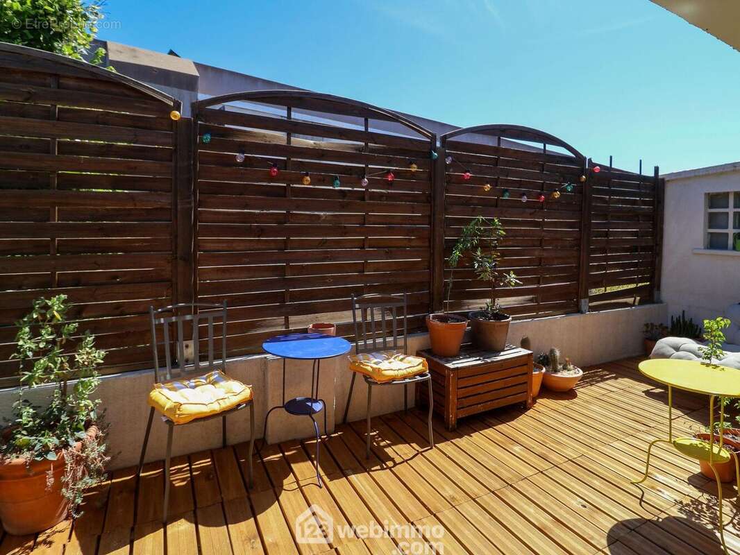 Appartement à MARSEILLE-9E
