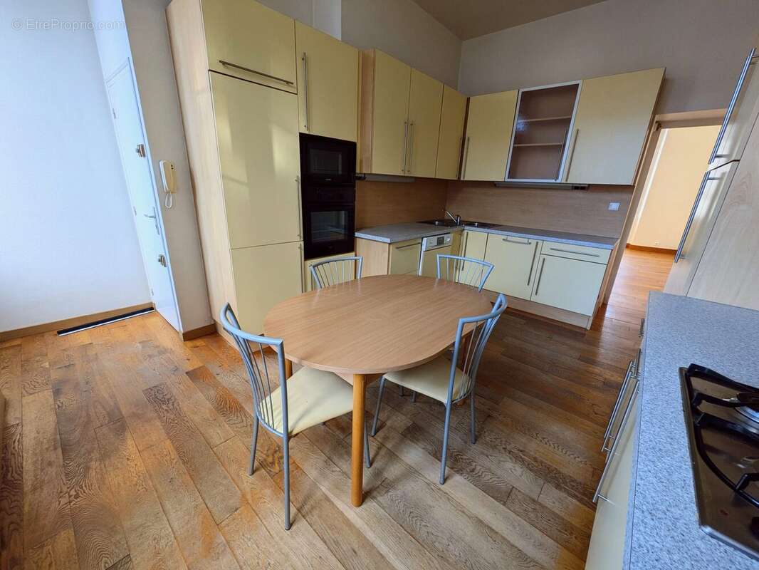 Appartement à QUIMPER