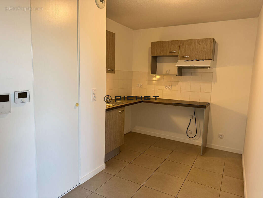 Appartement à VILLENAVE-D&#039;ORNON