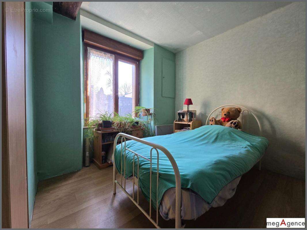 Maison de ville en pierre 90 m² avec dépendance attenante - photo 6