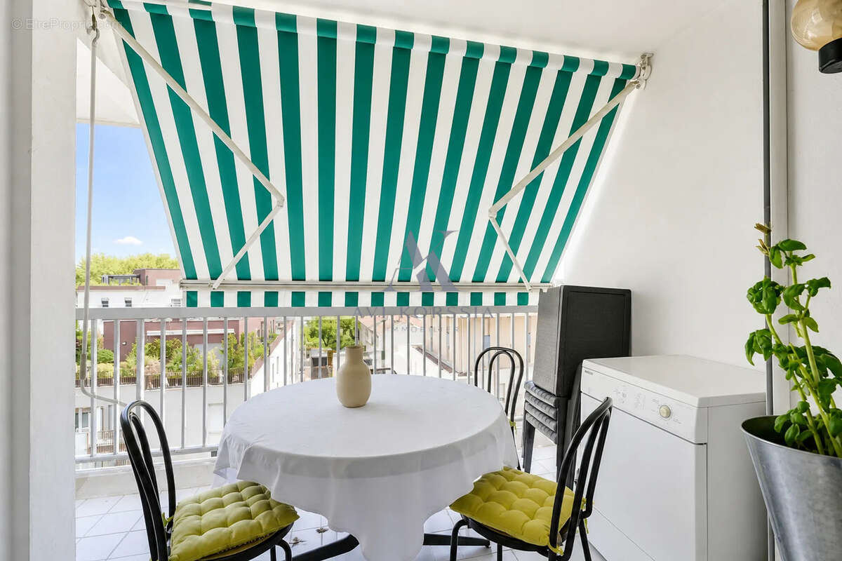 Lyon 7e   Appartement T5 89 m2 avec terrasse et vue panoramique - photo 10