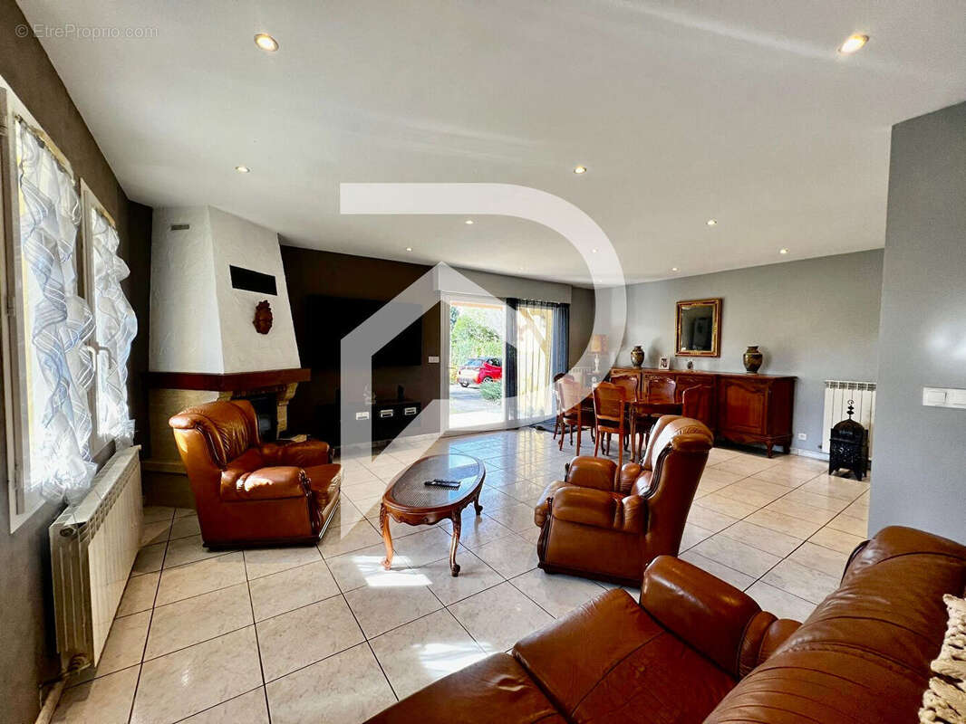 Maison à PEYREHORADE