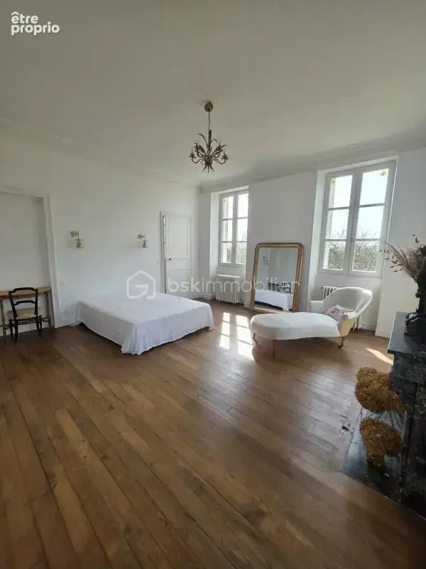 Maison de Maître de 310m2 avec dépendances et Terrain d'environ 2hectares 700 - photo 14