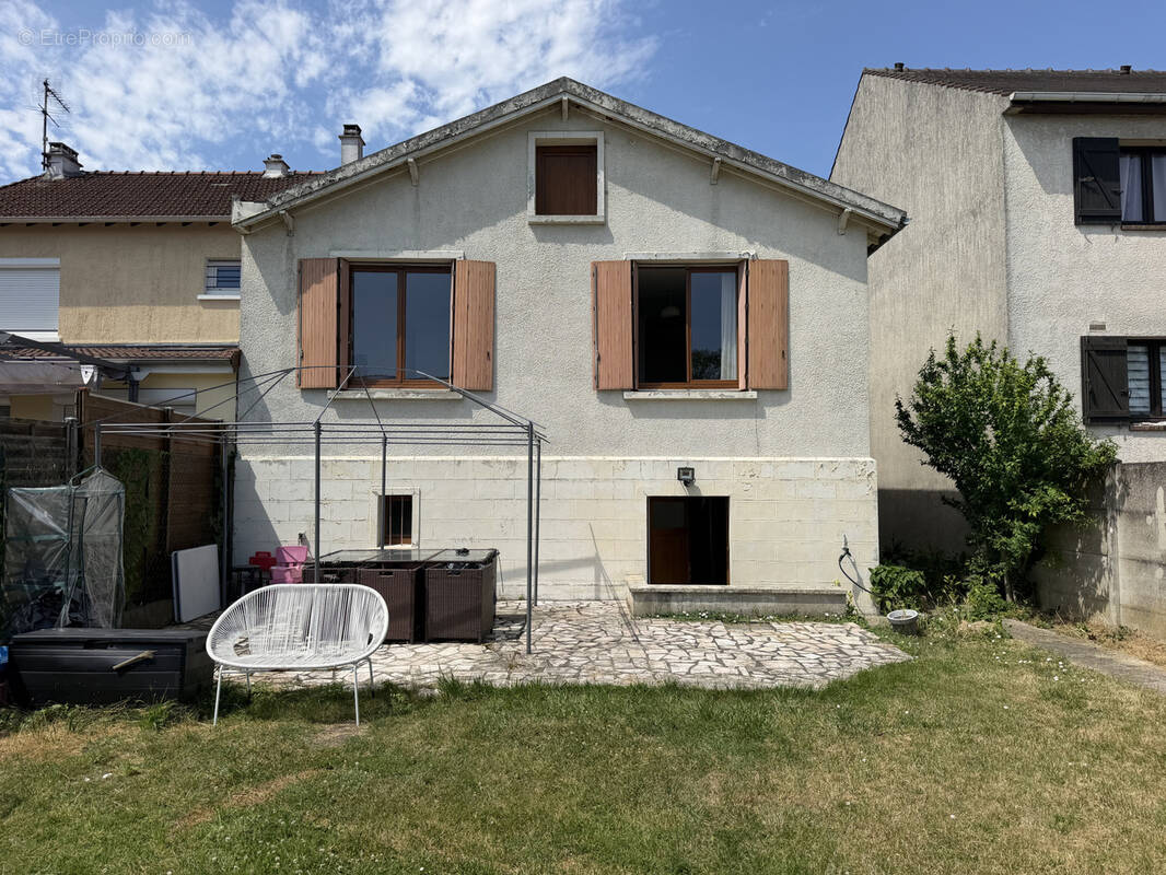 Maison à TREMBLAY-EN-FRANCE