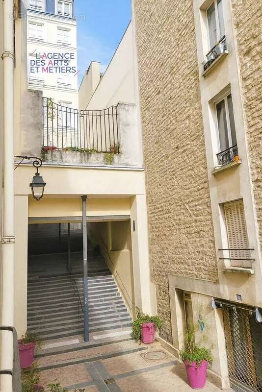 Appartement à PARIS-3E
