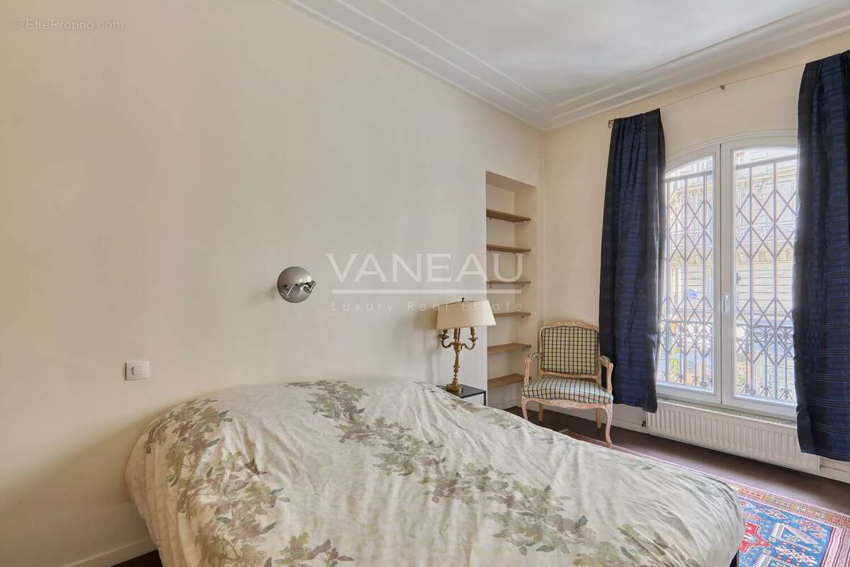 Appartement à PARIS-9E
