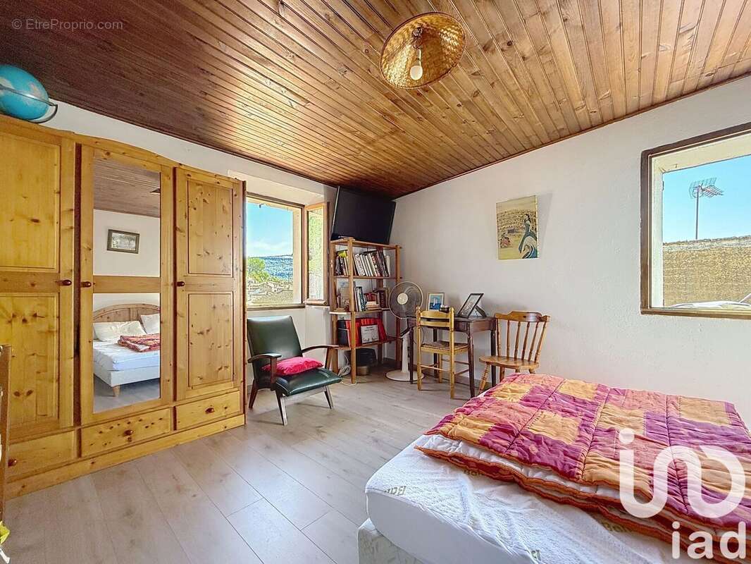 Photo 8 - Maison à CUGES-LES-PINS