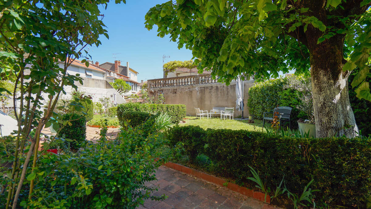 Maison à MOISSAC
