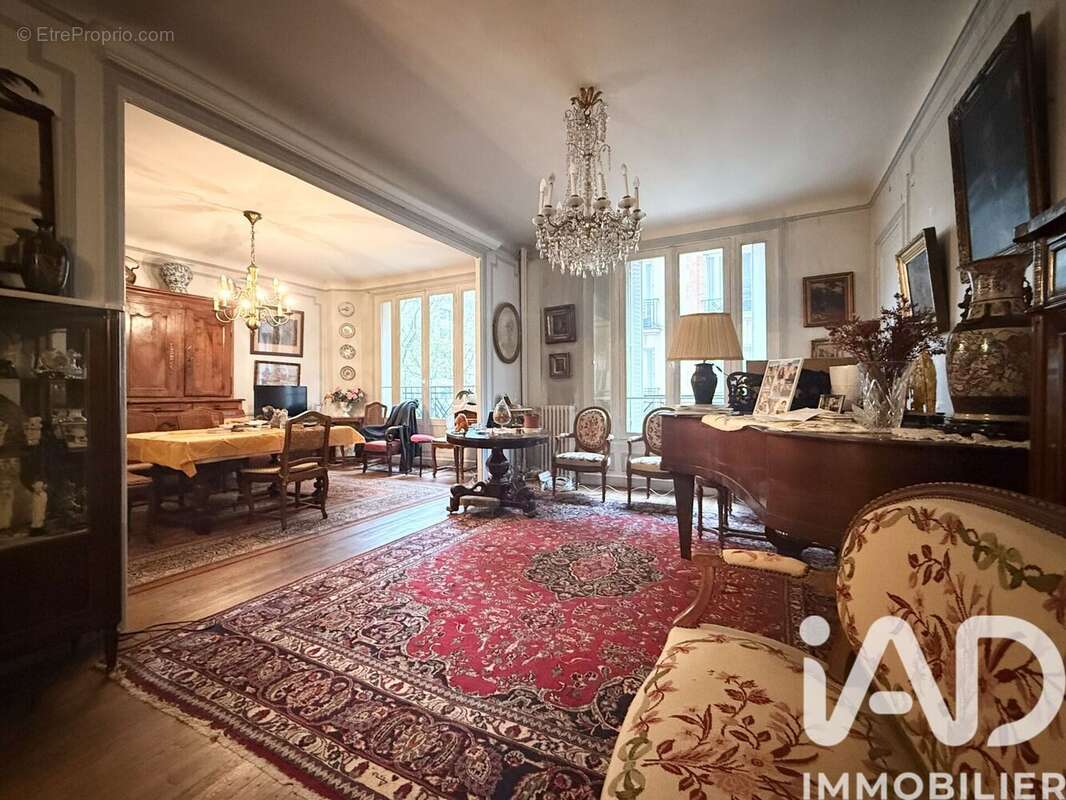 Photo 4 - Appartement à PARIS-16E