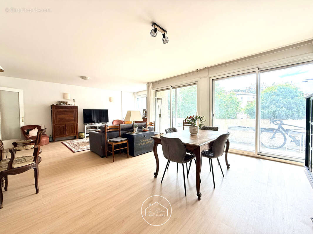 Appartement à NIMES