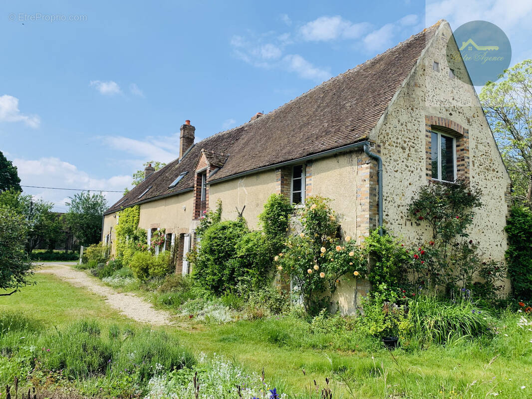 Maison à DOLLOT