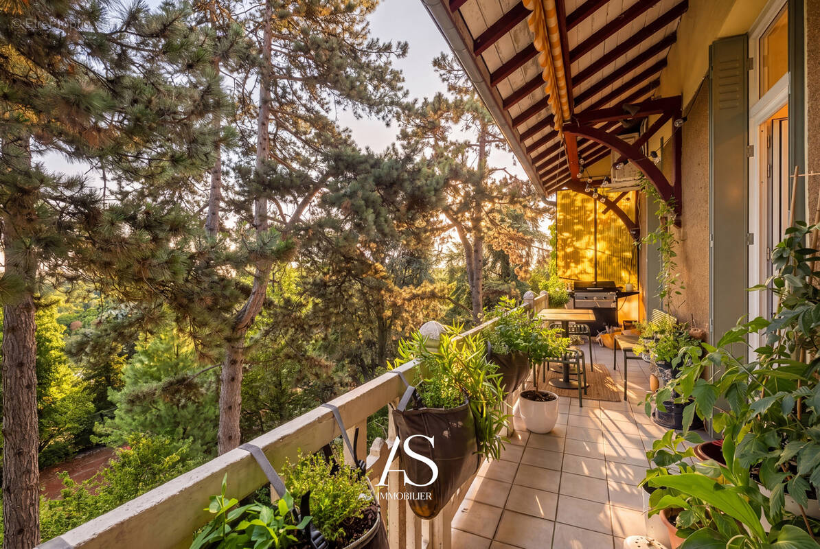 Appartement à SAINT-CYR-AU-MONT-D'OR