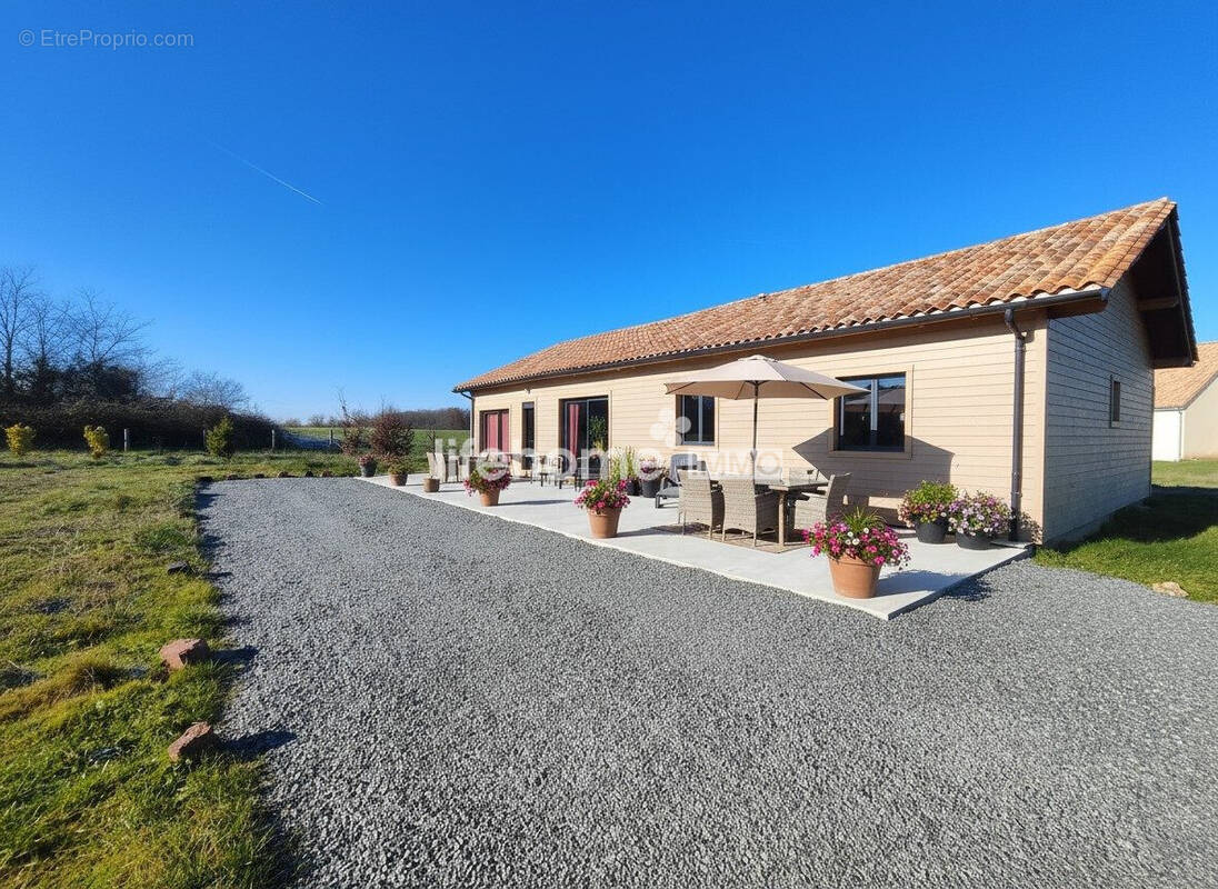 Maison à ARGENTON-SUR-CREUSE