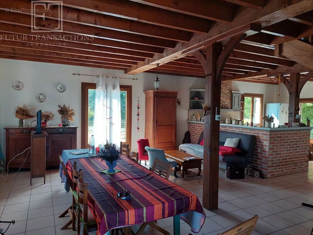 Maison et piscine sur 3490 m² clos avec dépendance - photo 7