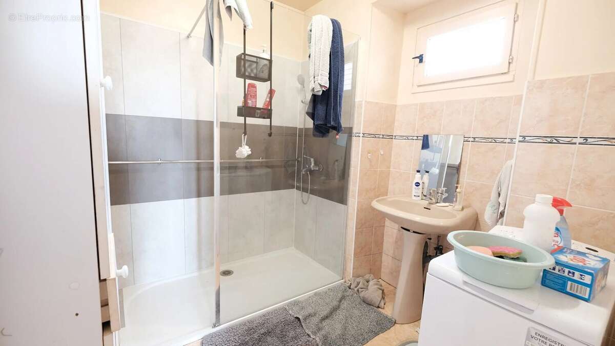 Grande propriété avec beaucoup de potentiel et de belles vues - photo 8