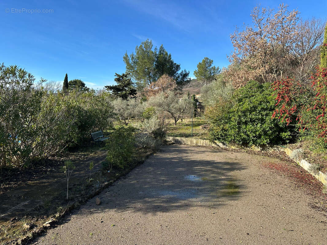 Maison à SAINT-PRIVAT