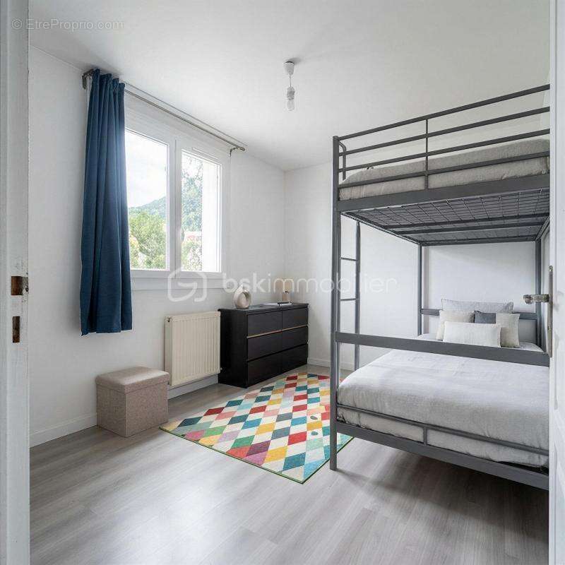 Appartement à SAINT-MARTIN-D'HERES