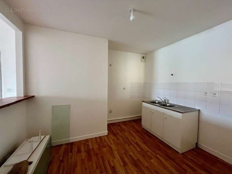 Appartement T3 72 m2, RDC -  PLEURTUIT centre - photo 3
