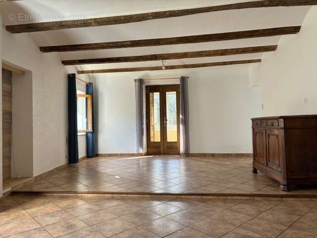 Maison à LES SALLES-DU-GARDON