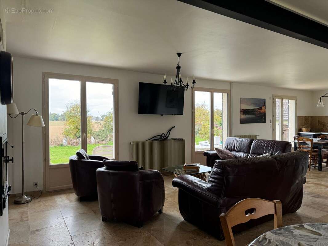 Maison à BERNAY
