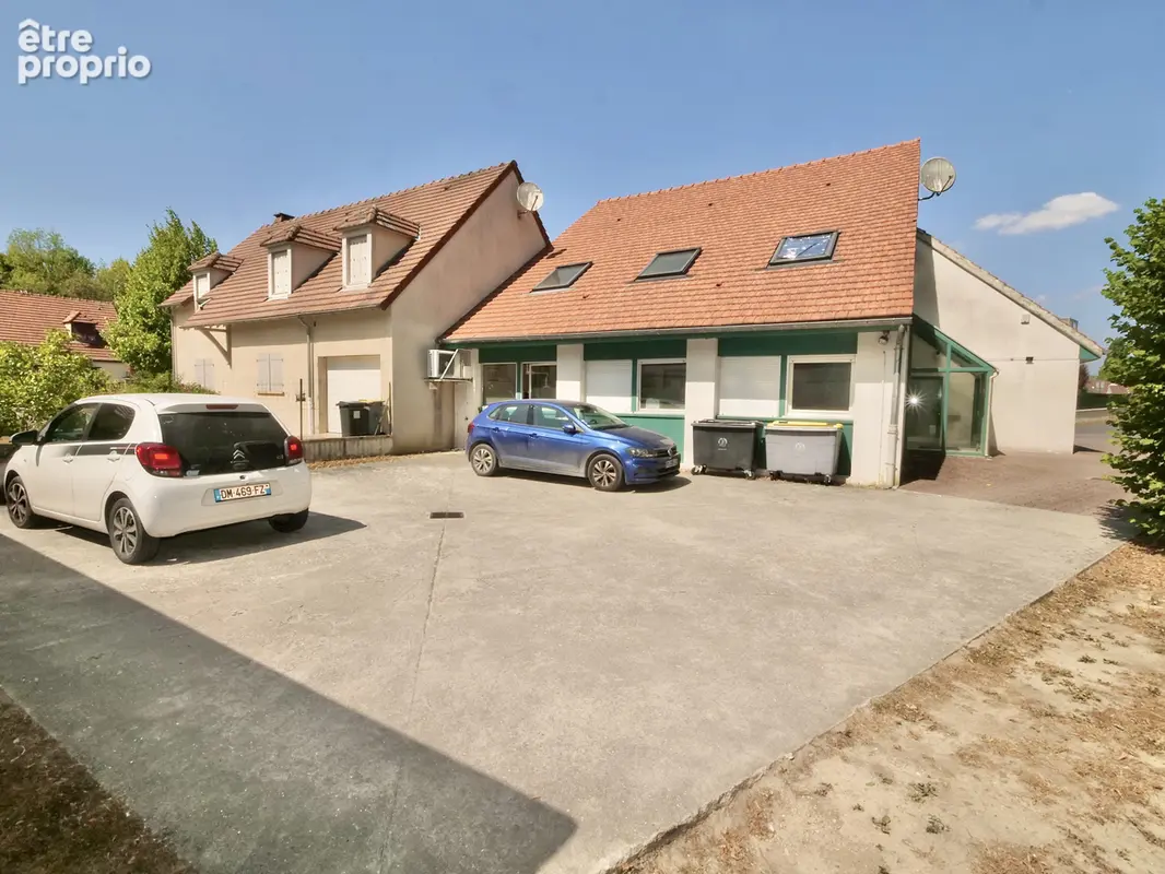 Commerce 250 m² à Le Chatelet-En-Brie  - photo 6