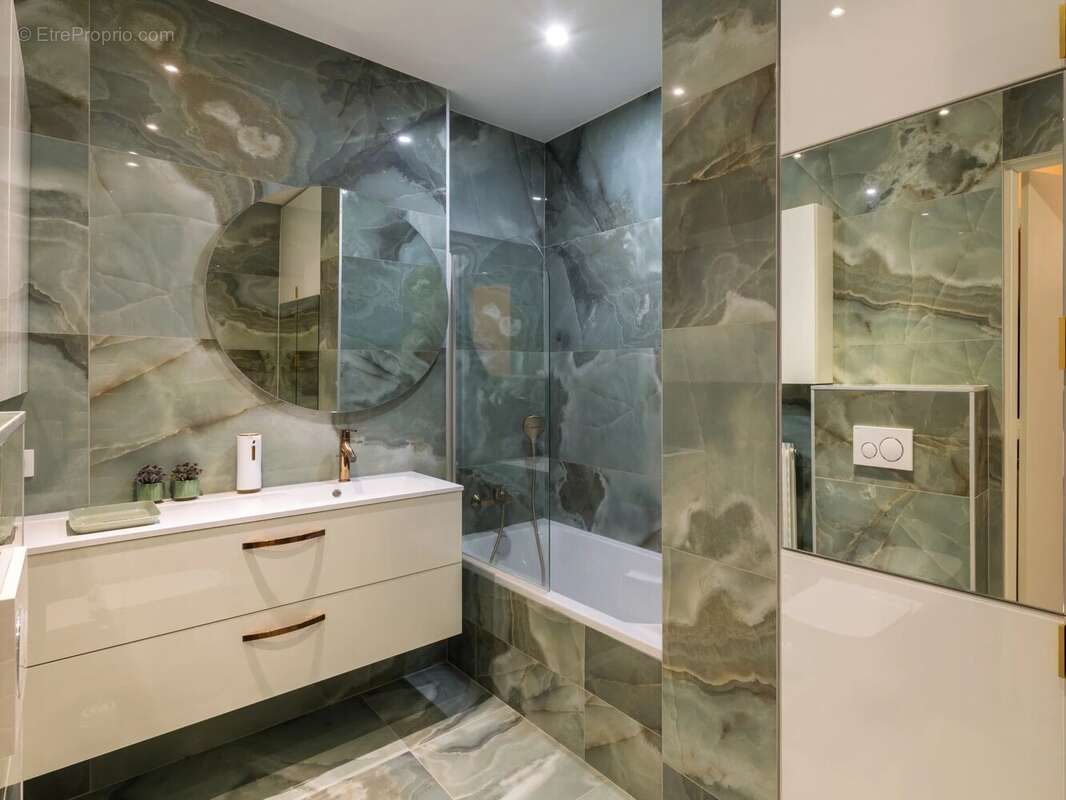 Appartement à CAGNES-SUR-MER