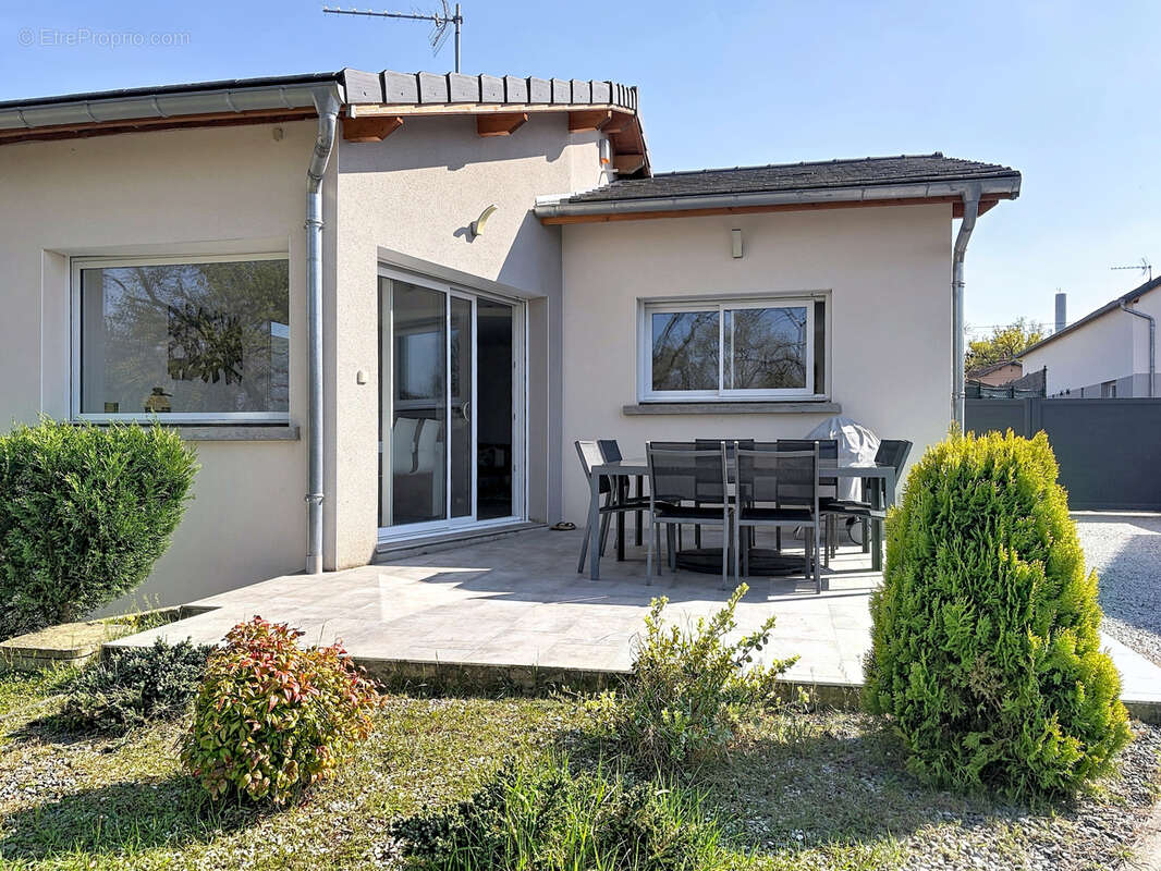 Maison à FRANCHEVILLE