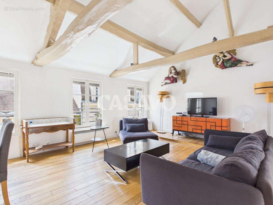 Appartement à PARIS-4E