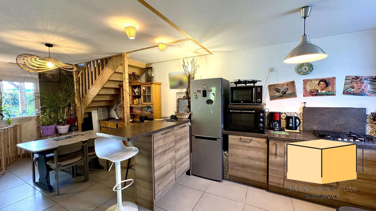 Maison à CHINDRIEUX