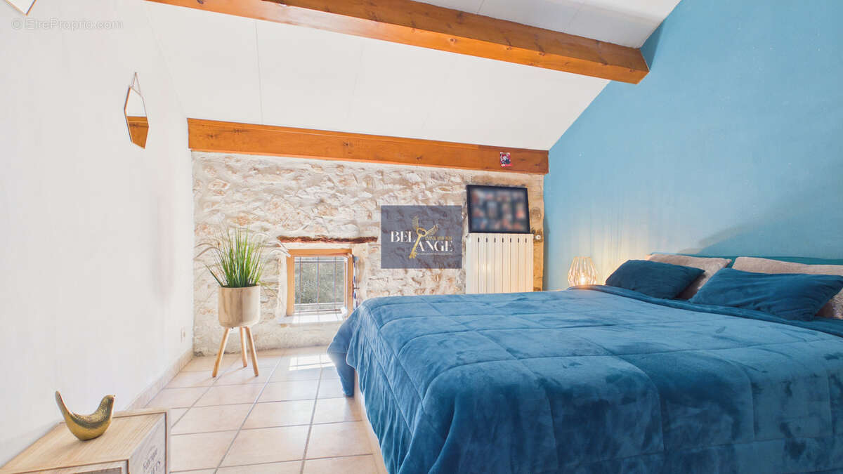 Maison à VALLON-PONT-D'ARC