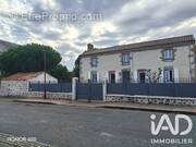 Photo 1 - Maison à SAINT-AUBIN-DU-PLAIN