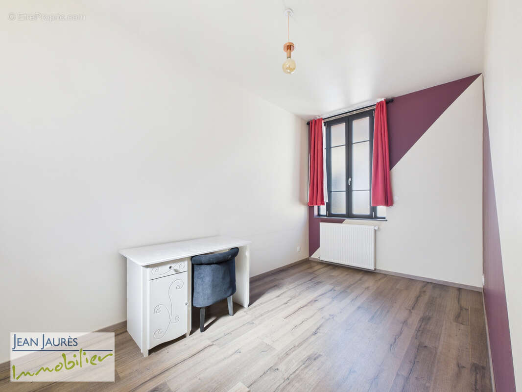 Maison à SAINTE-SAVINE