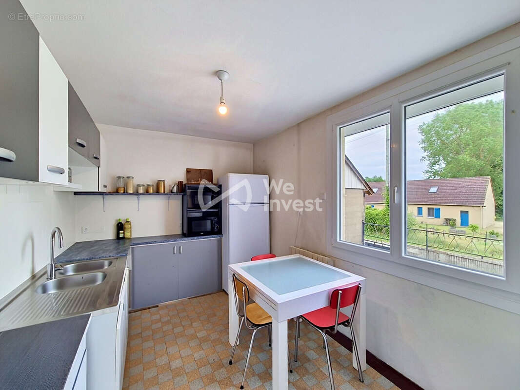Maison 93 m² à Ecommoy  - photo 5