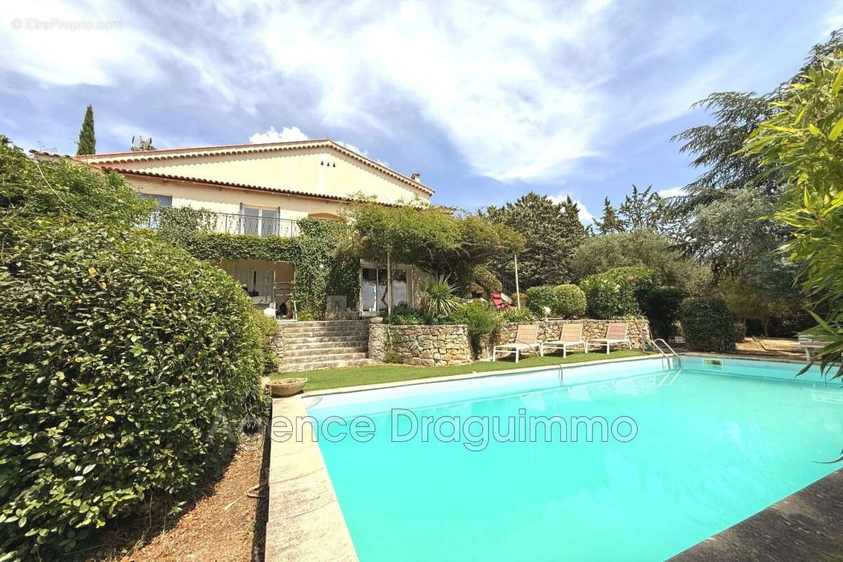 Maison à DRAGUIGNAN
