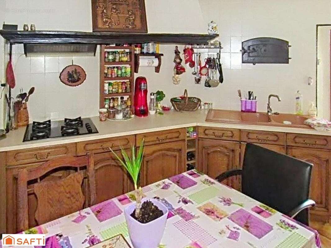 Photo 6 - Appartement à VILLENEUVE-SUR-YONNE