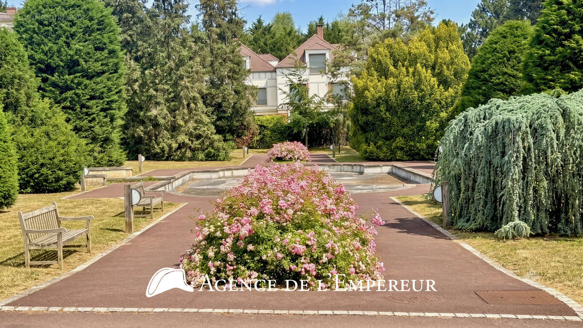 Appartement à GARCHES