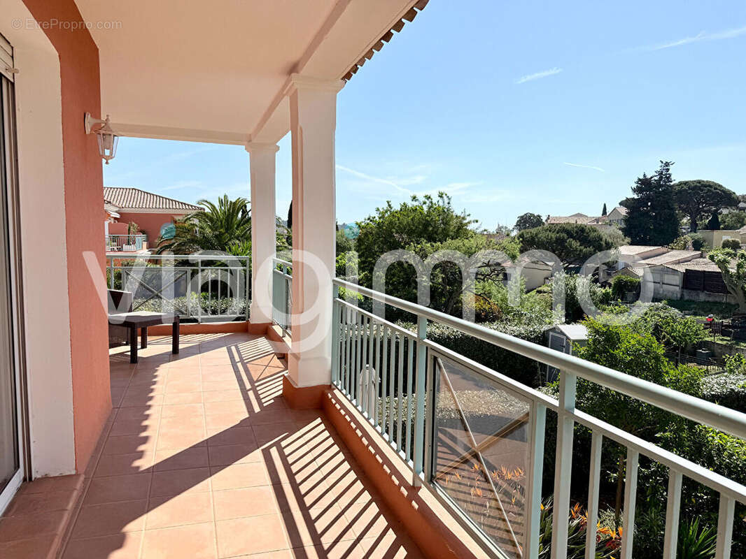 Rare Duplex Sainte-Maxime 92m2 - photo 9