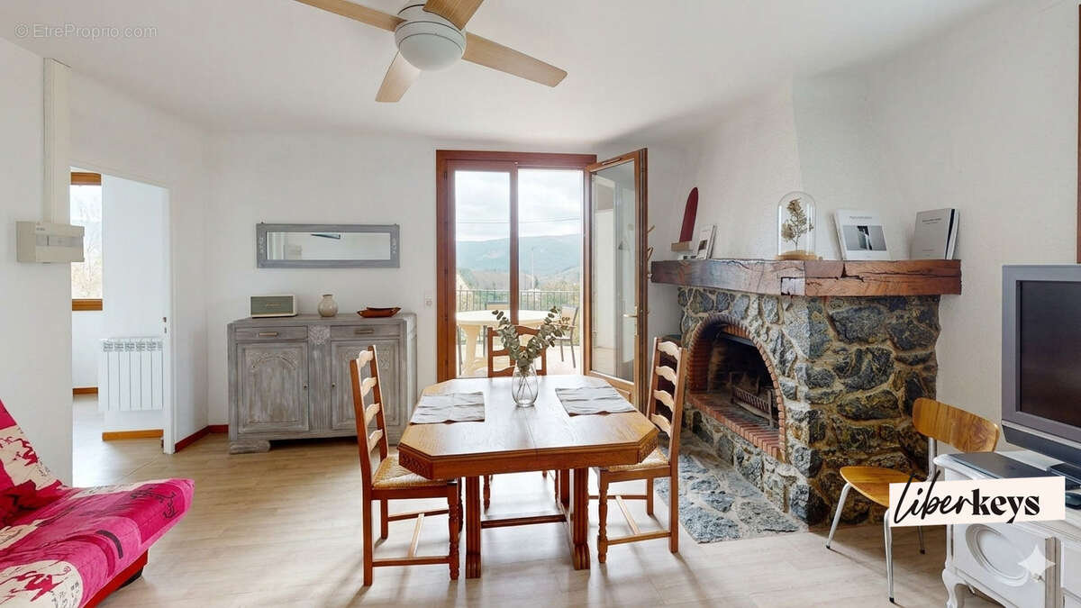 Appartement à GREOUX-LES-BAINS