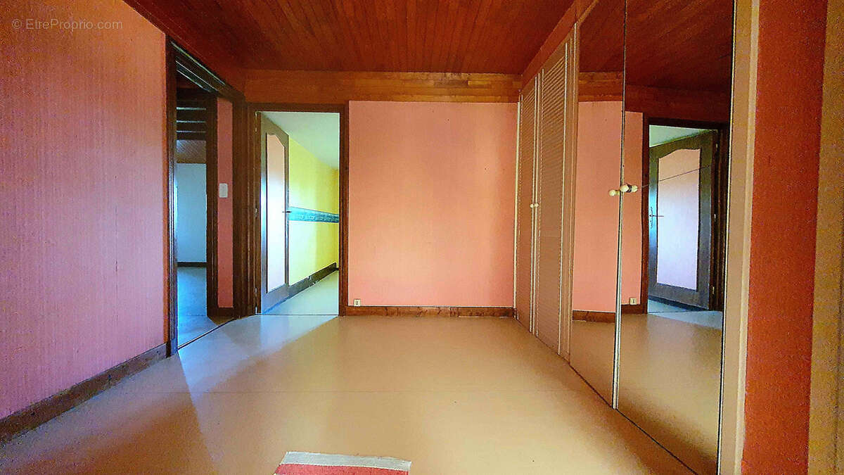 Maison à CHANGY