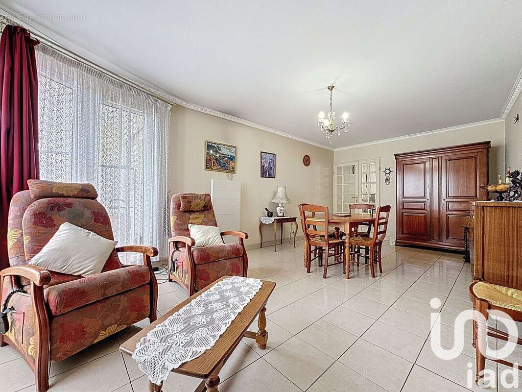 Photo 3 - Appartement à LE BOURGET