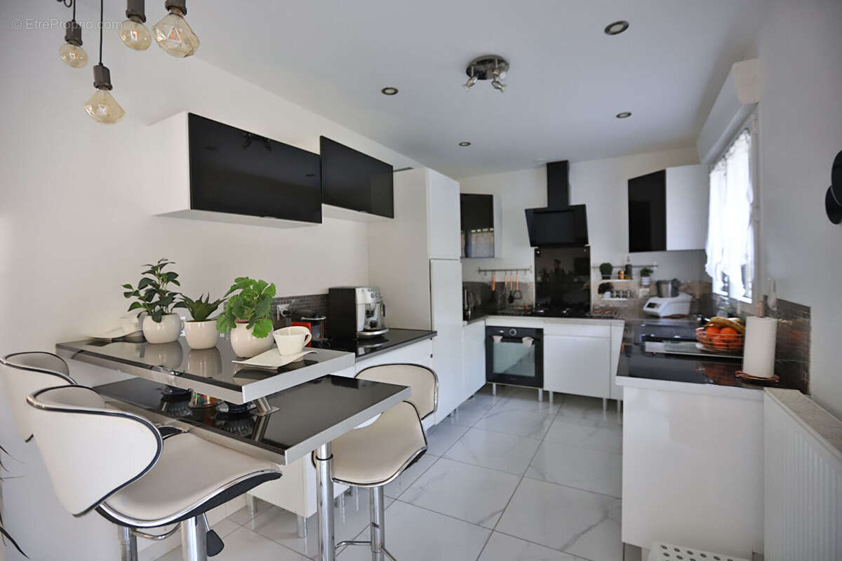 Maison à JOUARS-PONTCHARTRAIN