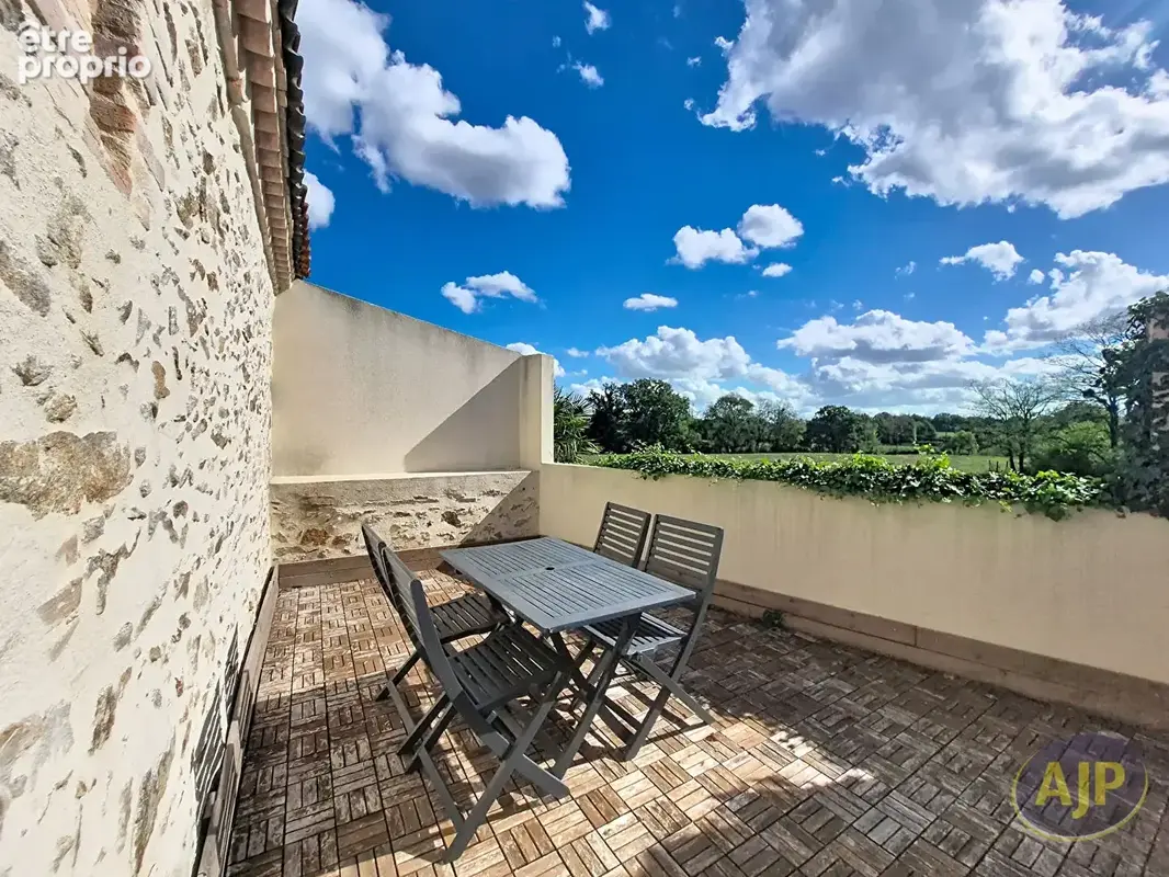 Charmante maison rénovée avec goût, La Chaize-le-Vicomte 110m² - photo 4