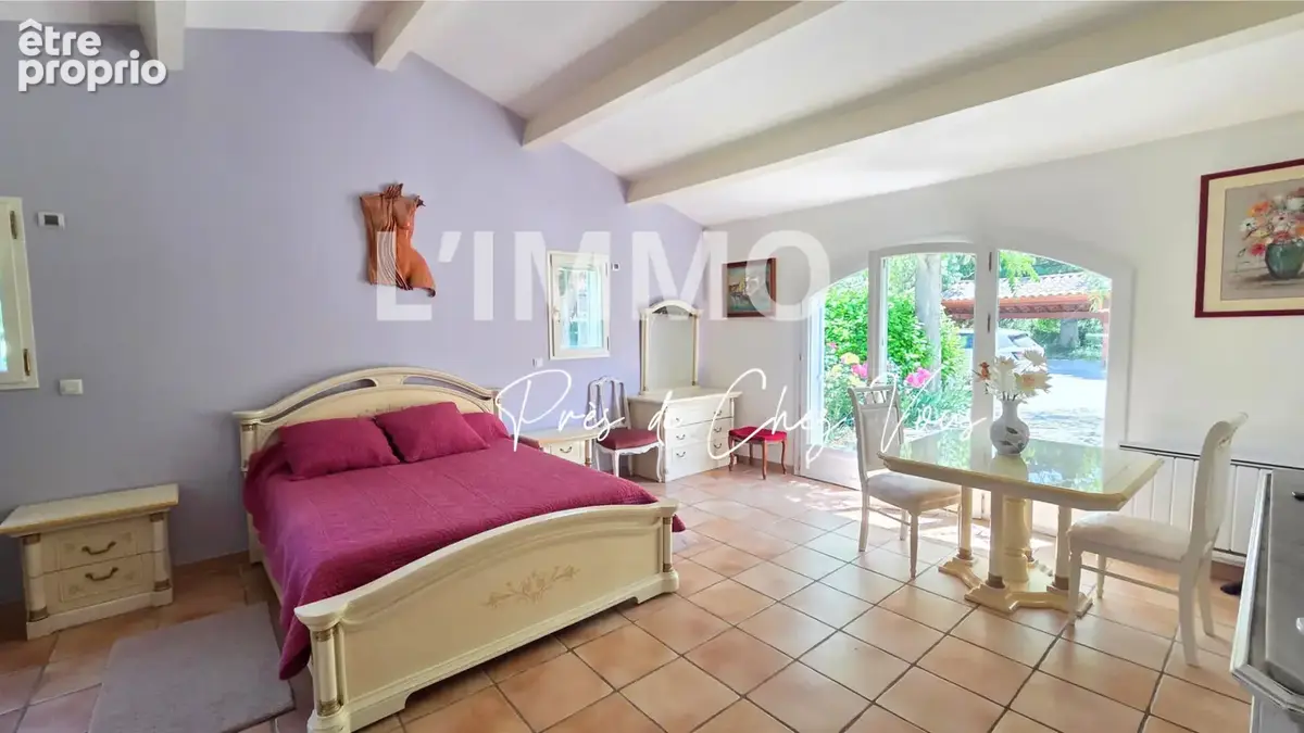 Mas de Prestige sur Auriol 200m² avec 4000m² de terrain - photo 10