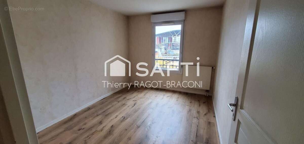 Photo 6 - Appartement à SAINT-OUEN-L'AUMONE