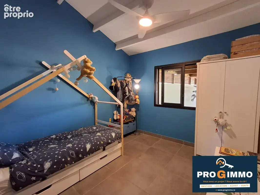 Maison 90 m² à Saint-Pierre  - photo 6