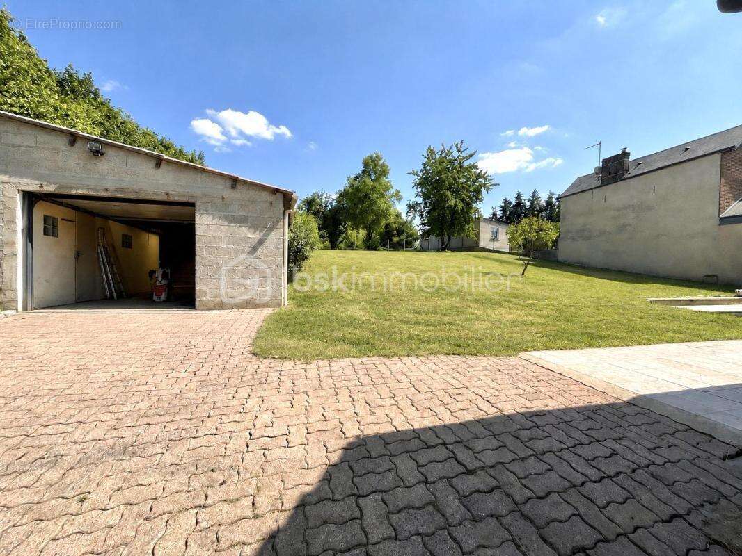 Maison de 115 m² – Fort potentiel – Terrain de 1 346 m² - photo 10