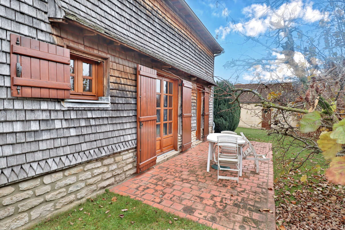 Maison à SAINT-ANDRE-LES-VERGERS