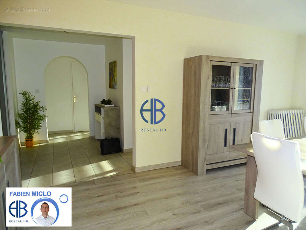 Appartement à LA VERPILLIERE